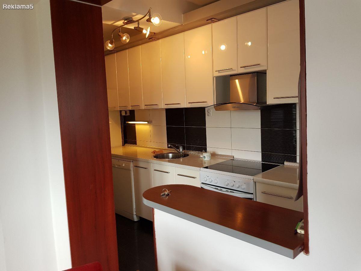 FURNISHED THREE-ROOM 66M2 APARTMENT FOR SALE IN NOVO LISICE
