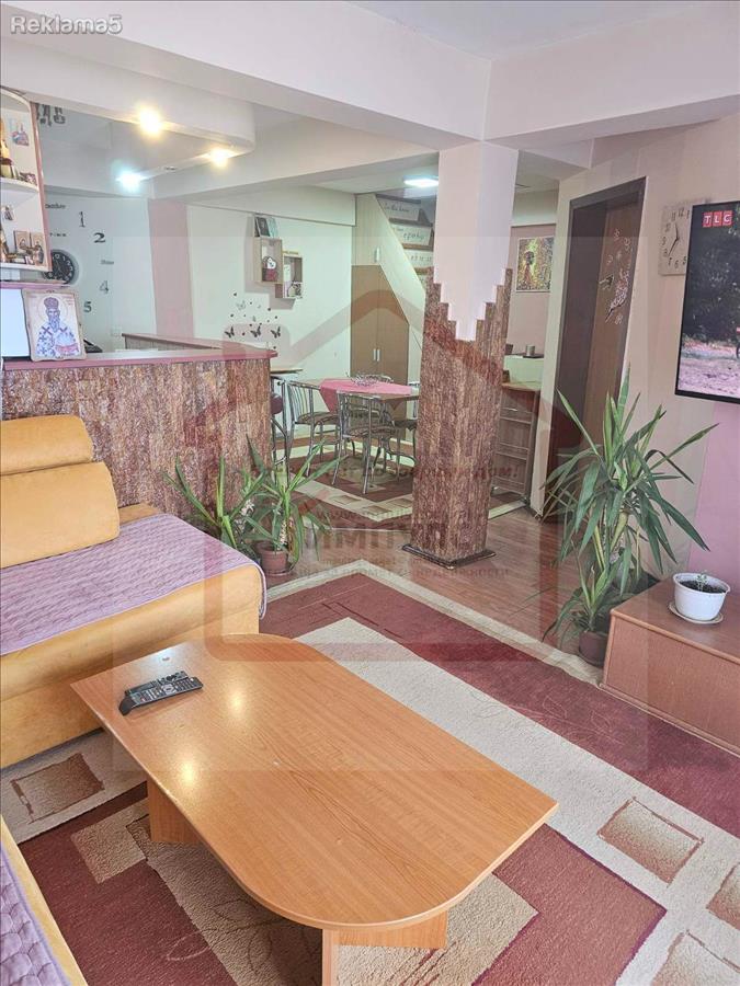 FOR SALE THREE-ROOM APARTMENT IN QUIET LOCATION IN K. VODA