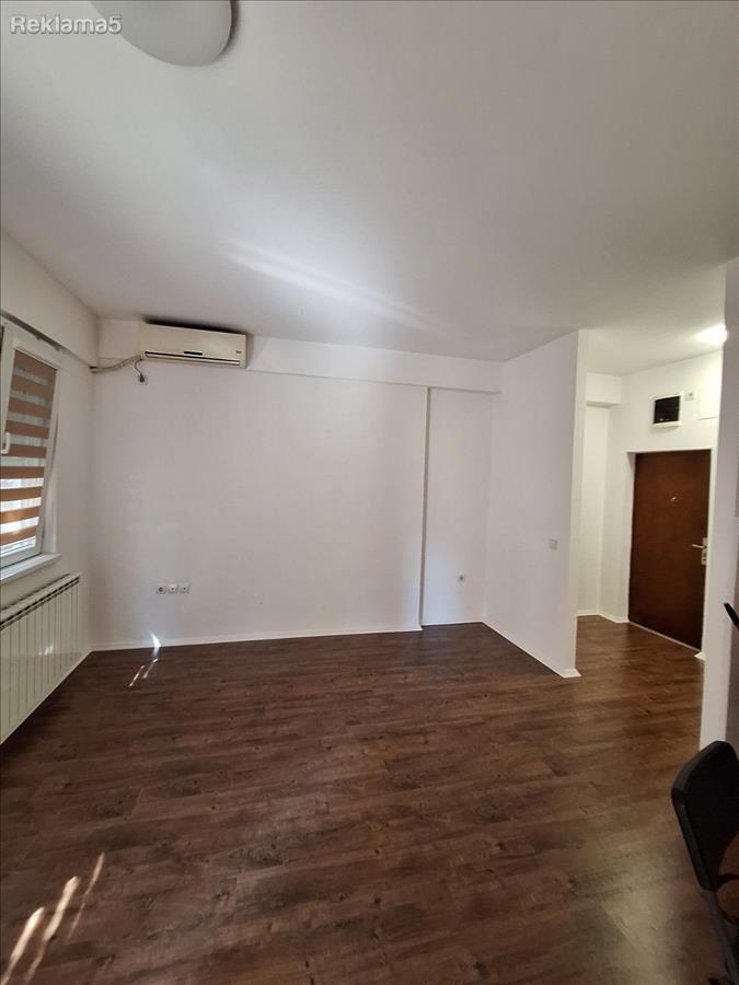 SAVIĆ IS SELLING AN APARTMENT IN CRNICE