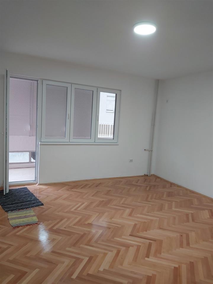 Se izdava prazen stan vo Kozle