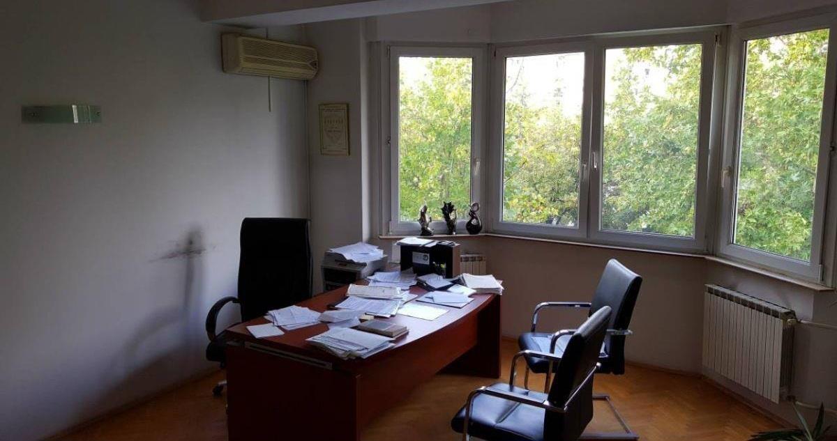 SE IZDAVA GARSONJERA AERODROM
