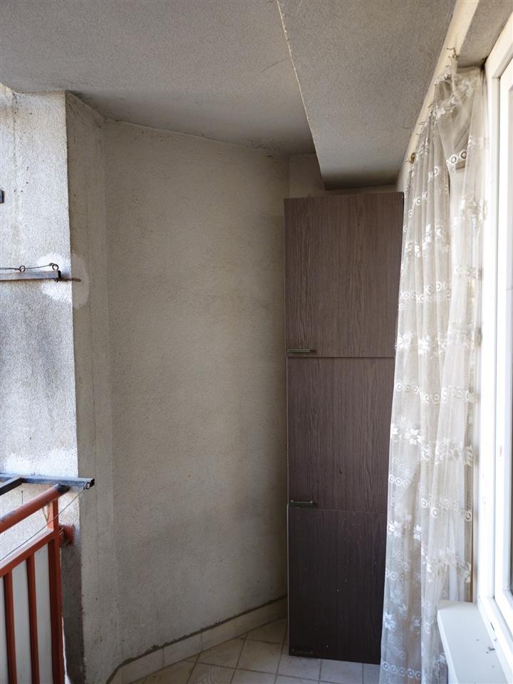 Unfurnished studio apartment of 35 m2 for rent