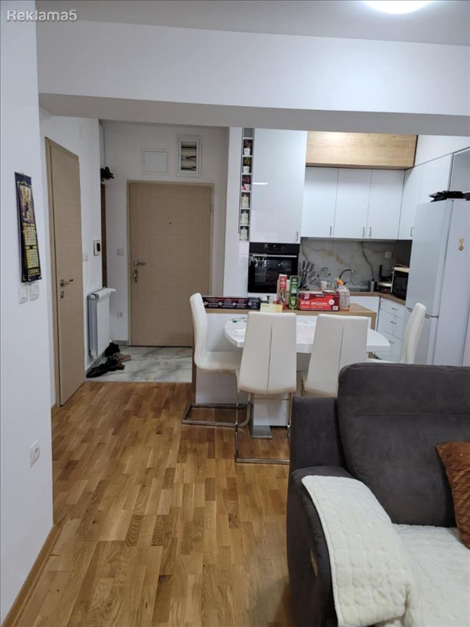 PRODAVAM STAN 72 M2 - TAVTALIDjE 1