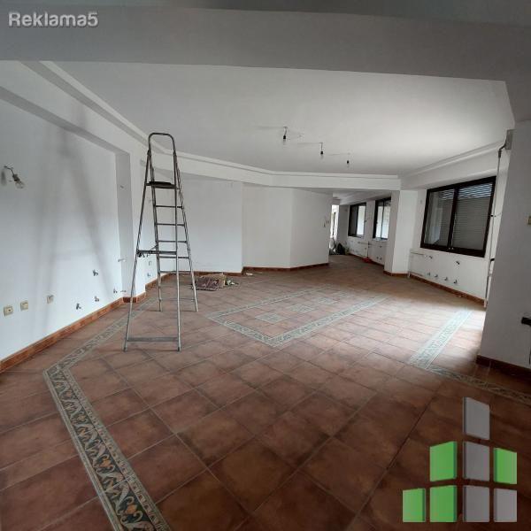 Se prodava dupleks stan vo Centar