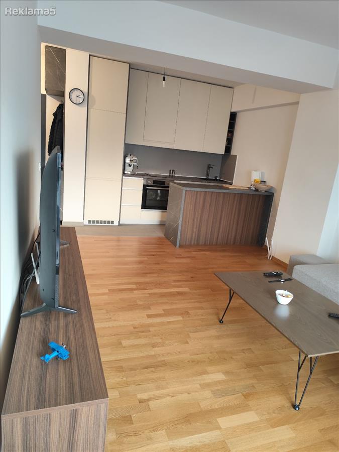 I am selling a 47 m2 apartment right next to FON University