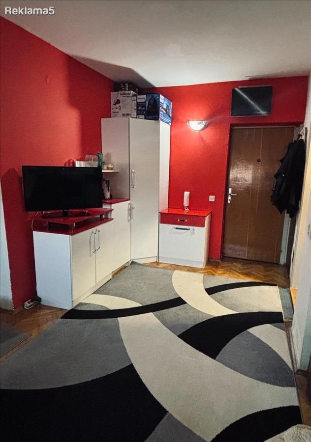 FOR SALE TWO-ROOM FURNISHED 2-ROOM 40M2 APARTMENT IN THE CENTER