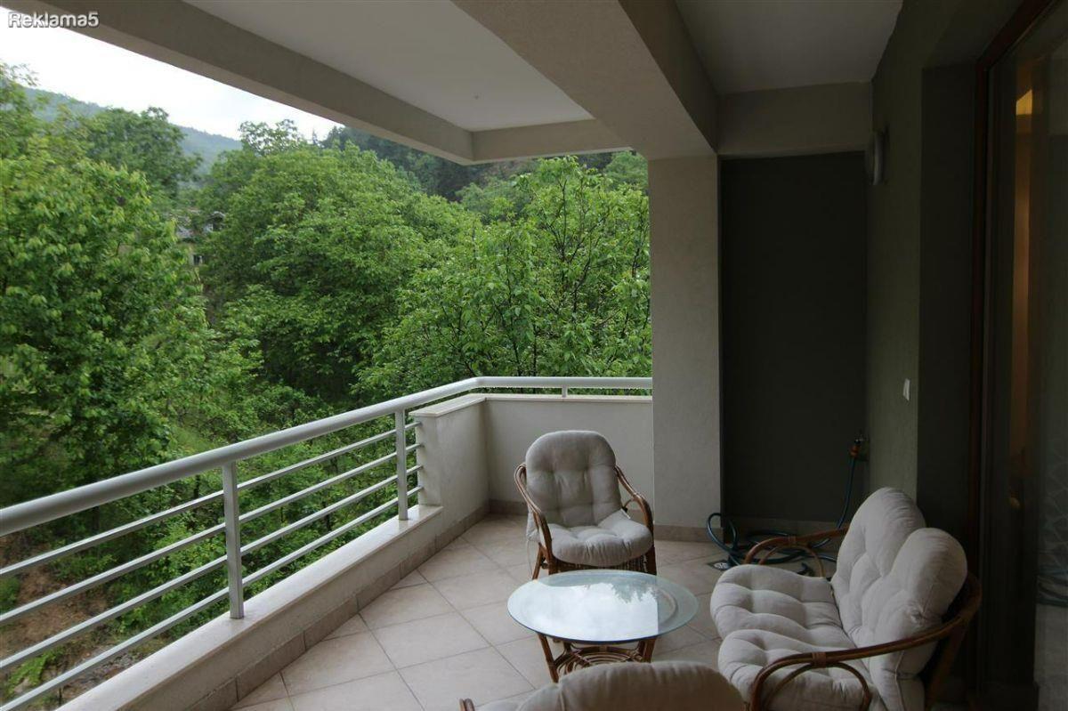 FOR SALE FOUR-ROOM APARTMENT IN THE CENTER - ON THE WATER