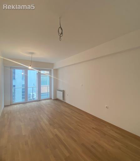 Apartment 125m2 with terrace 30m2 in a new building in the Center
