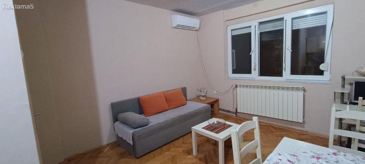An apartment is for sale in Majari