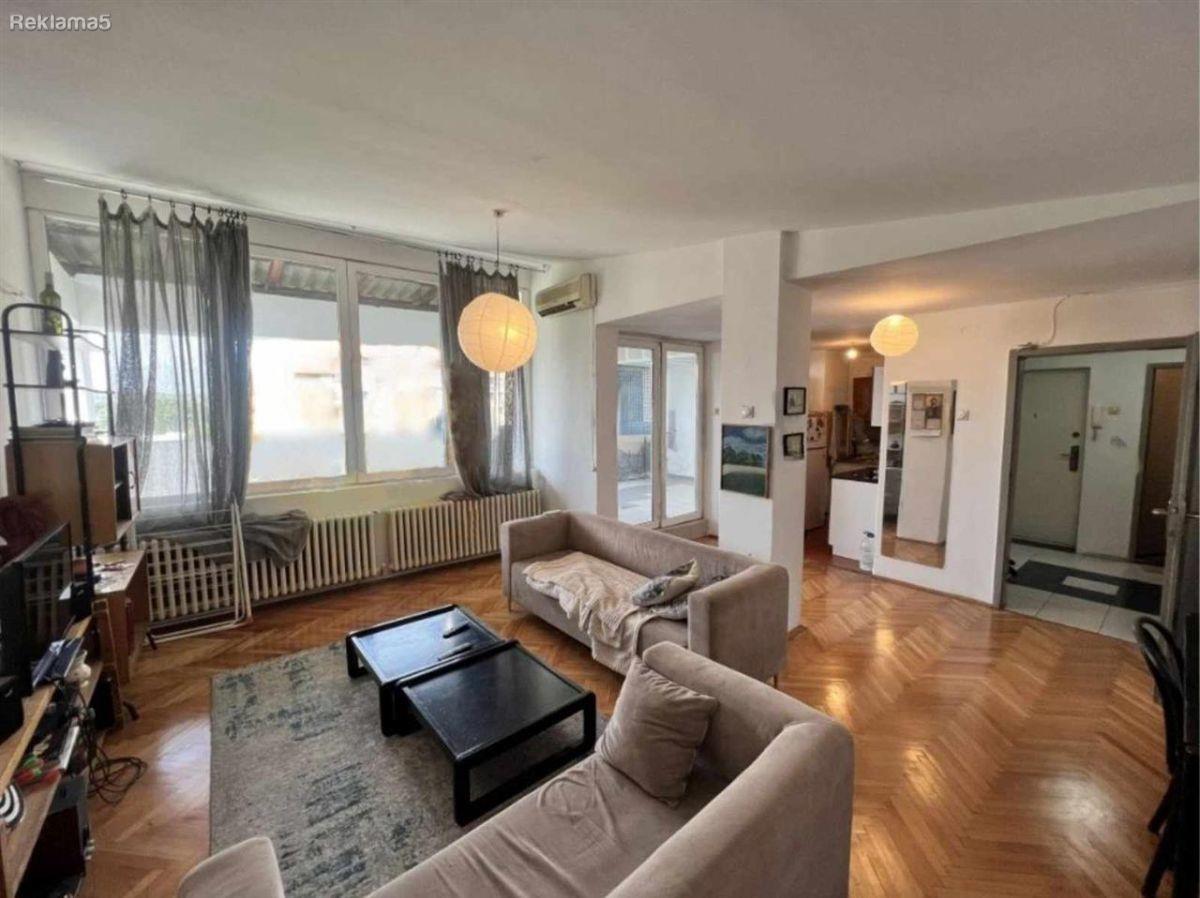 SAVIĆ IS SELLING AN APARTMENT IN KARPOSH