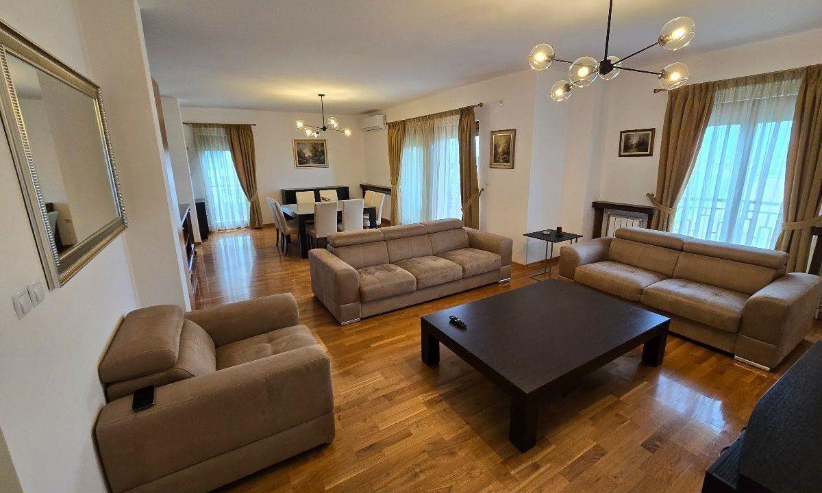 Se izdava stan na Vodno od 163 m2