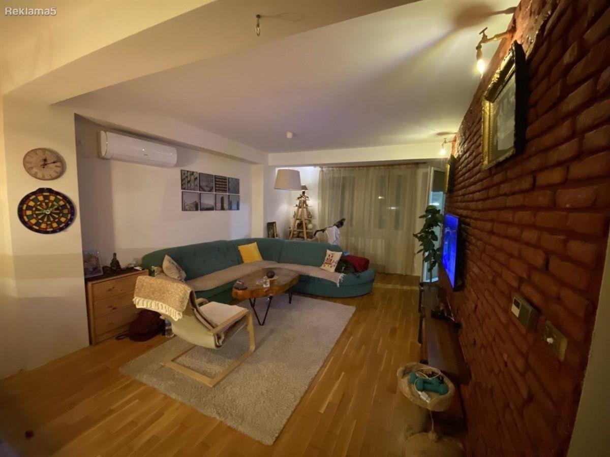 SAVIĆ IS SELLING AN APARTMENT IN CHROME