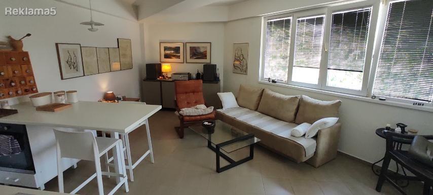 I am selling a one-room apartment in Vlae, in a quiet location