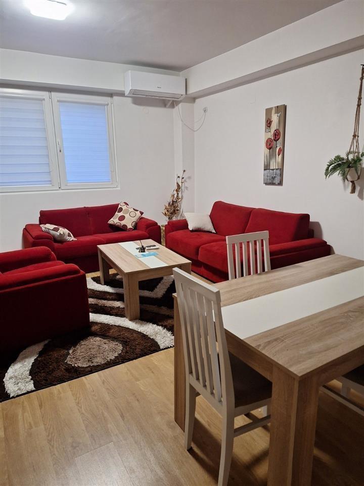 Se izdava namesten stan od 75m2 na Vodno