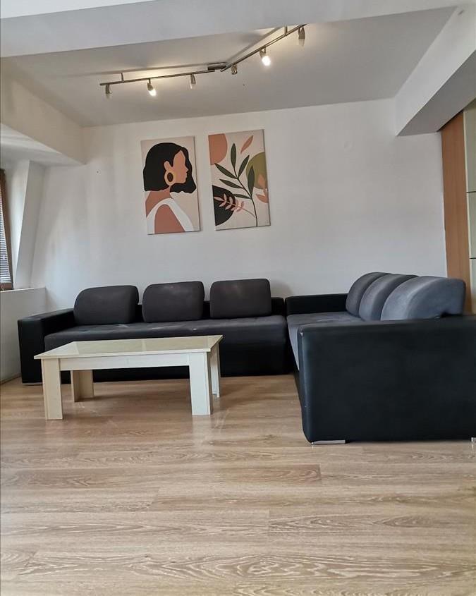 IZDAVAME STAN SO TRI SPALNI KAJ KATOLICKA
