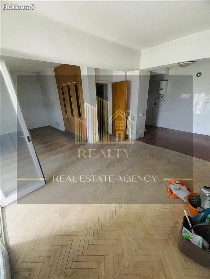Realty Agency is selling an apartment in Karposh, 73m2