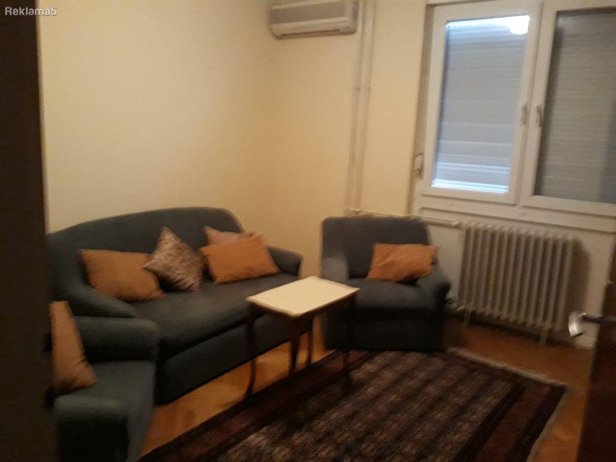 SAVIĆ IS SELLING AN APARTMENT IN THE CENTER
