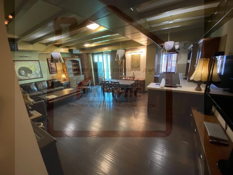 COMFORTABLE FOUR-ROOM APARTMENT IN AN ATTRACTIVE LOCATION IN THE CENTER
