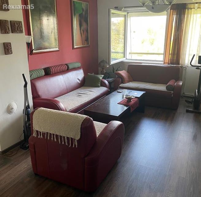 Namesten stan vo Novo Lisice 80m2 so 2 spalni renoviran