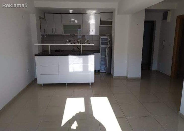 Se prodava stan 54m2 so dve spalni vo Kozle