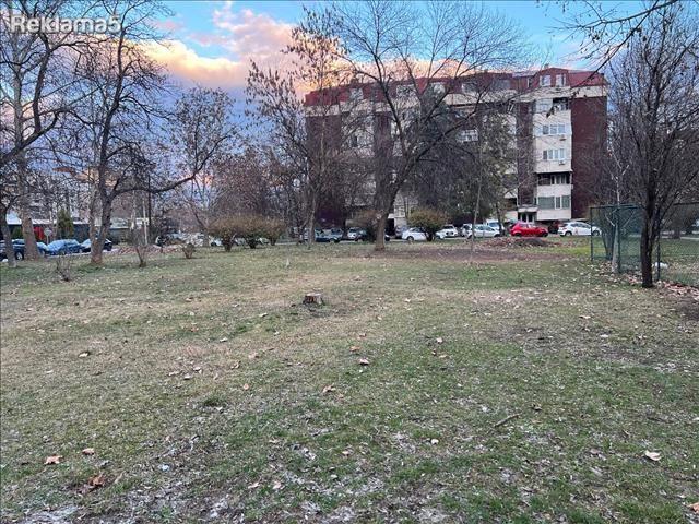 Prodavam Stan Skopje Centar 60m2 i parking
