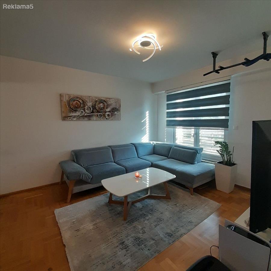SAVIĆ IS SELLING AN APARTMENT IN LISICE