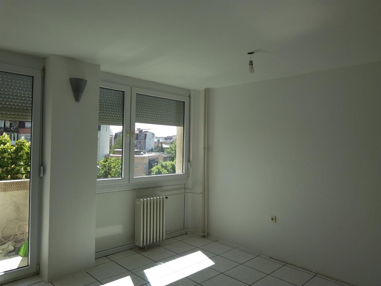 Apartment for rent in the Center