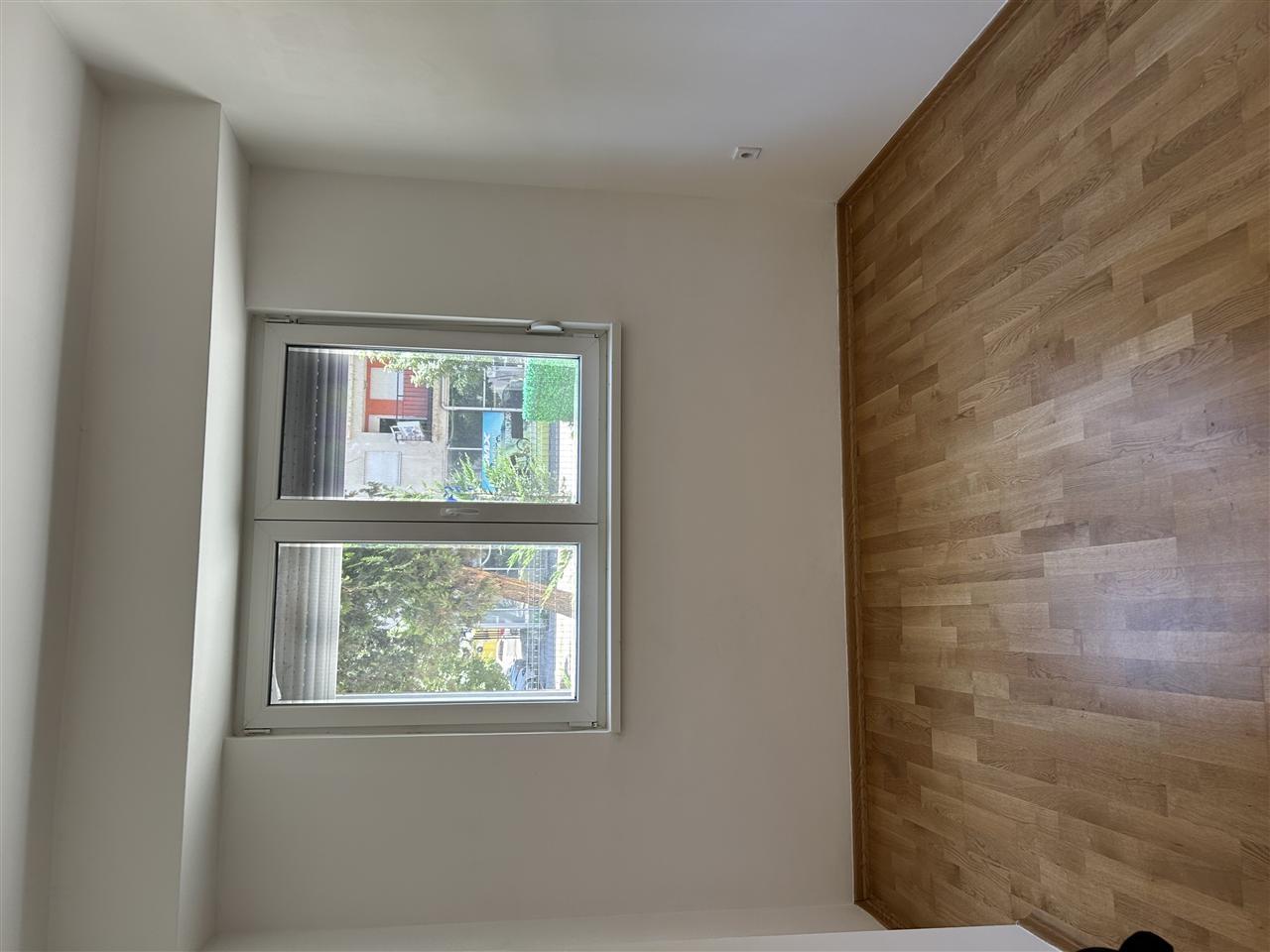 I am renting an empty apartment in Aerodrom
