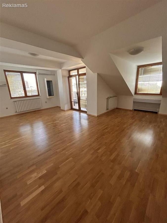 Centar 4-soben stan od 123m2