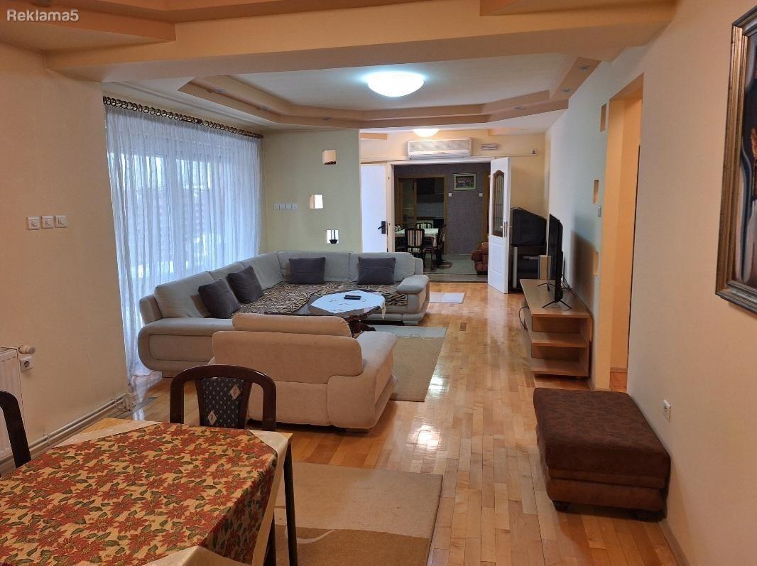 Apartment for sale in Crnice, 1400 euros/m2