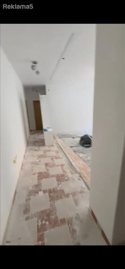 Se prodava stan na prvi sprat vo gostivar