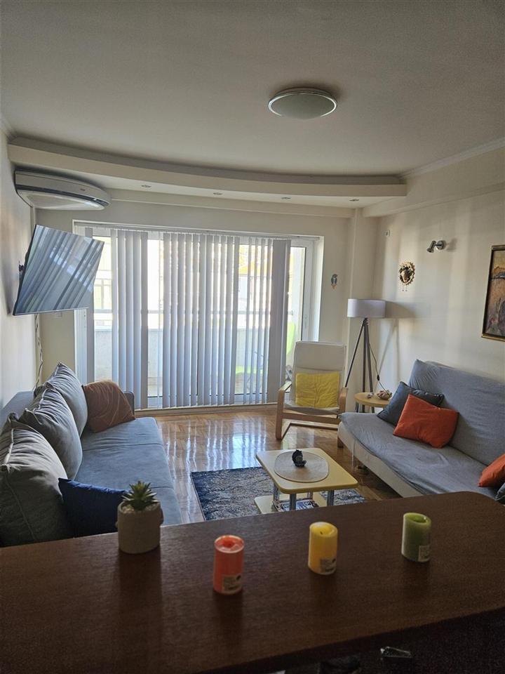 A fully furnished studio apartment with a view of the lake is for rent