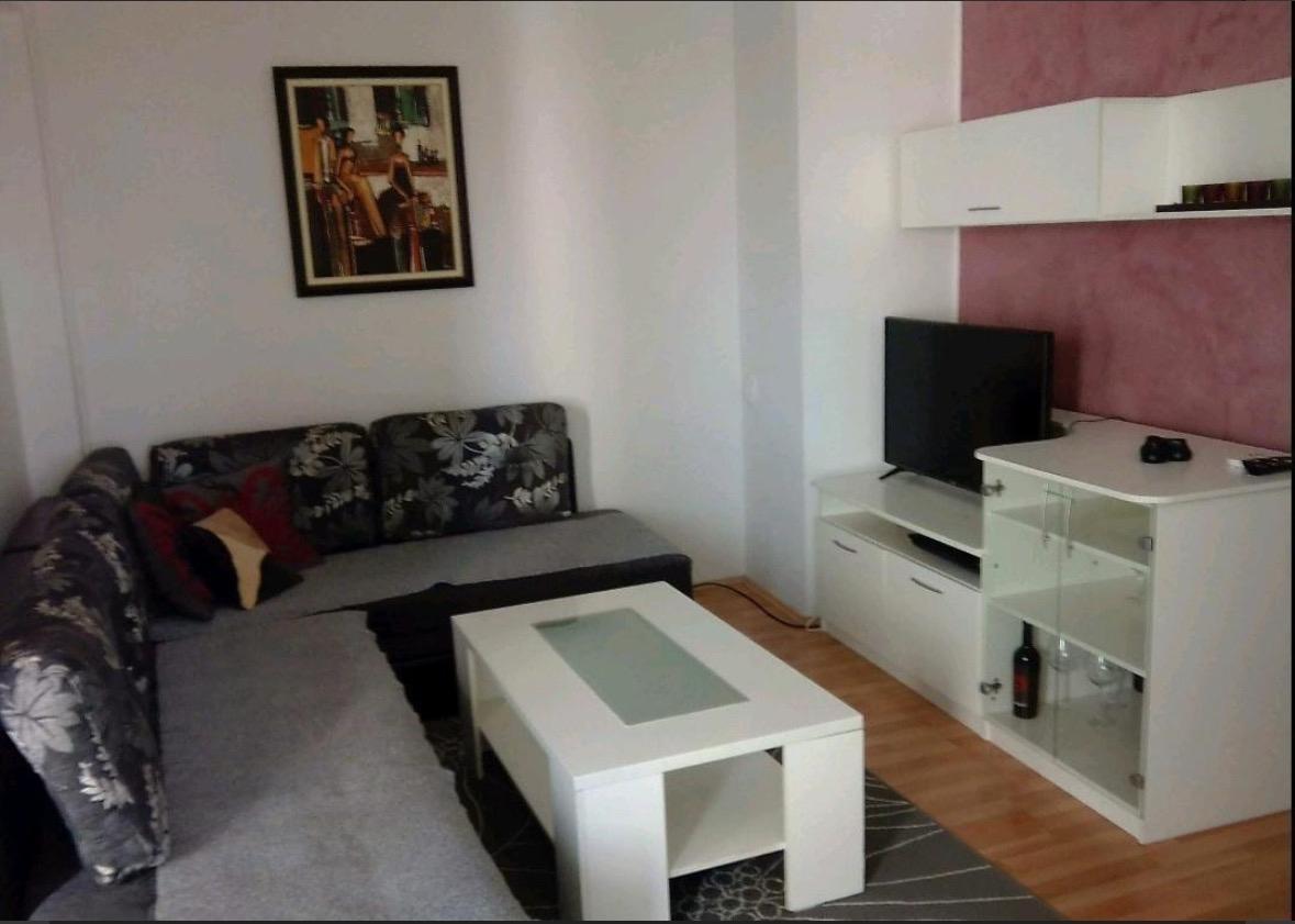 Se izdava namesten stan od 49m2 vo Kisela Voda