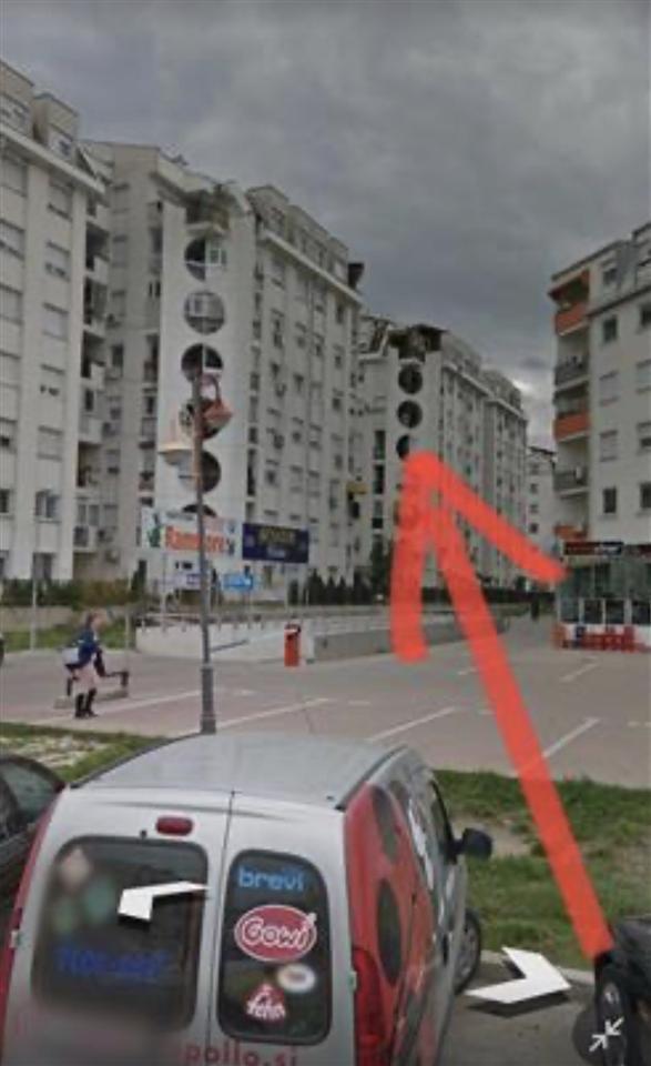 SE IZDAVA STAN