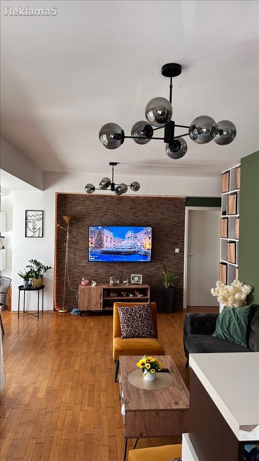 FOR SALE 4-ROOM 79M2 APARTMENT IN PORTA KOZLE WITH PARKING