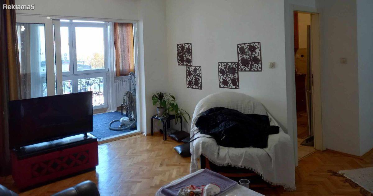 WE ARE SELLING A SEMI-FURNISHED 83M2 APARTMENT IN REONSKI