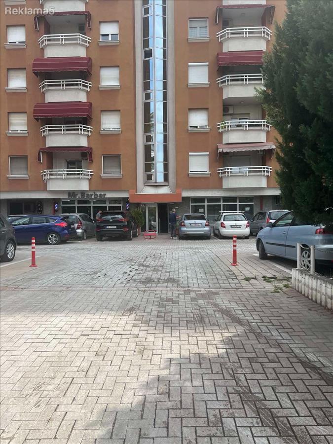 Se izdava 4-soben, lux namesten stan vo Taftalidze-Pedagoska