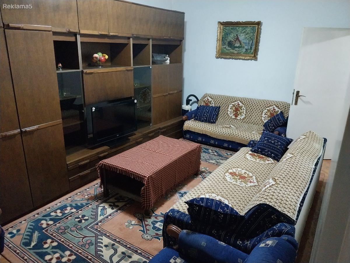 Izdavam-Prodavam stan na bitpazar