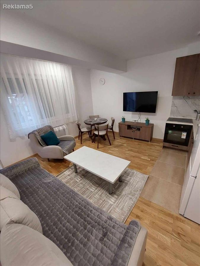I am renting out a fully furnished new two-room apartment