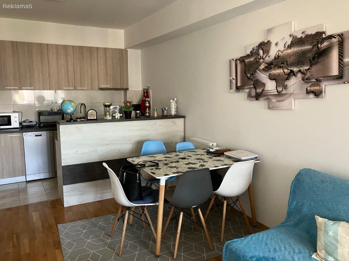 Izdavame 2-soben nam stan od 52m2 Centar_kaj Katolicka