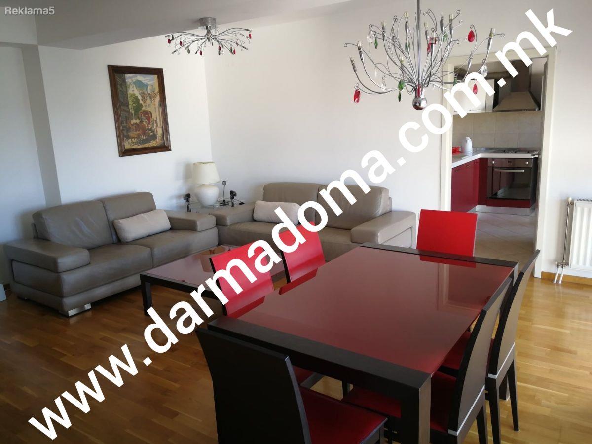Dharma Doma rents out an apartment in the Center of Leninova! !