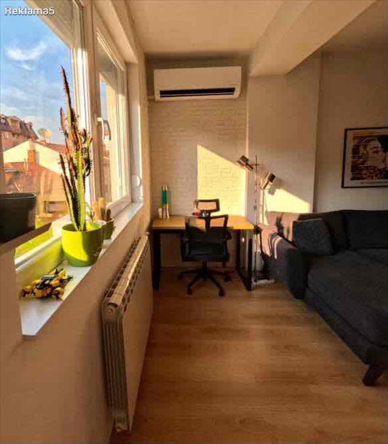 FOR SALE FURNISHED 2-ROOM 49M2 APARTMENT IN DEBAR NEIGHBORHOOD