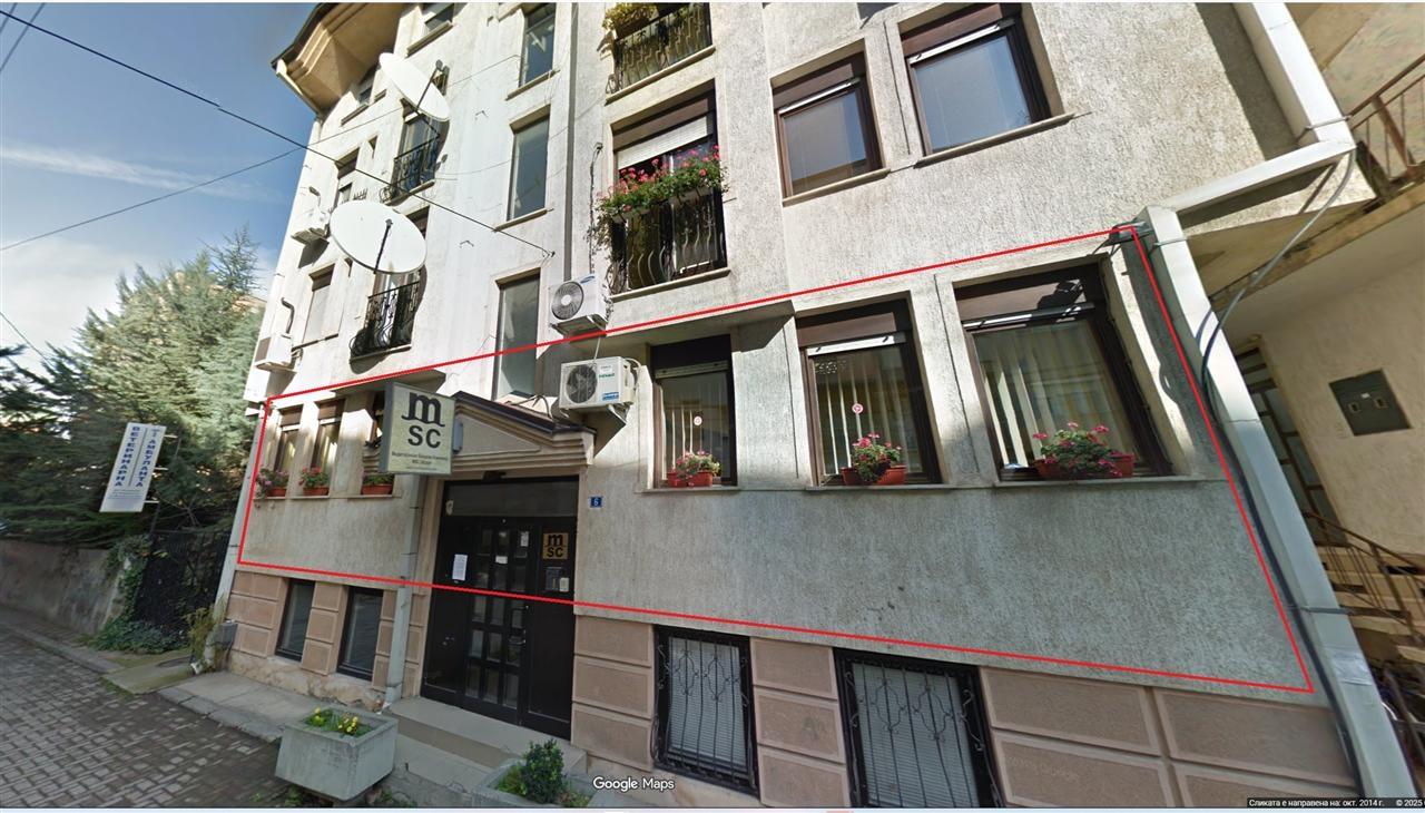 Center / Apartment / Business Space / 111m2