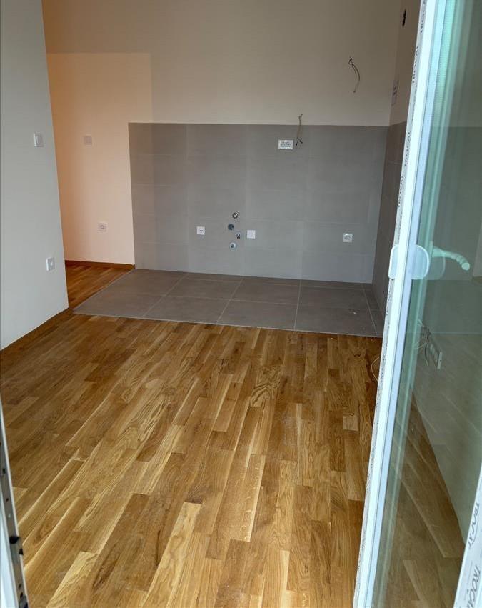 Se prodava stan 33m2 vo Aerodrom