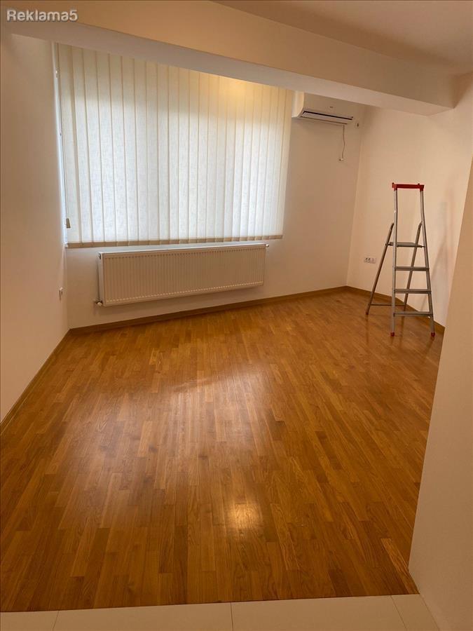 Se prodava Nov trosoben 53m2 Centar kaj Soboren Hram