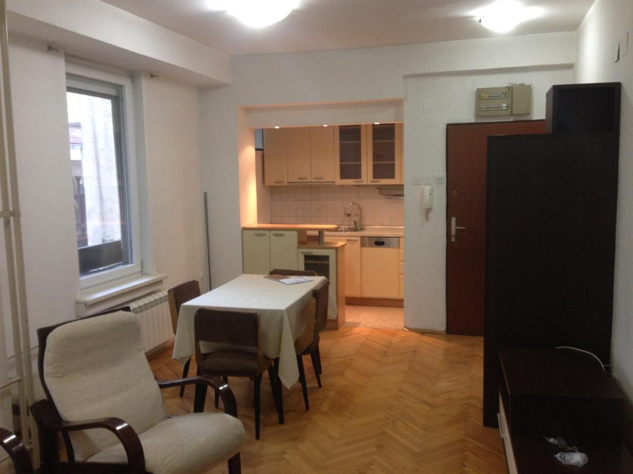 Se prodava 51m2 K.Voda