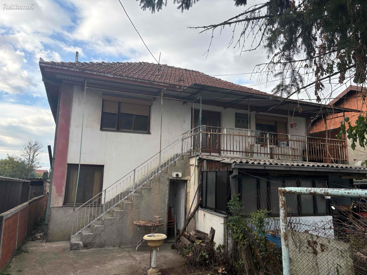 A part of a house is for sale. Gotse Delchev