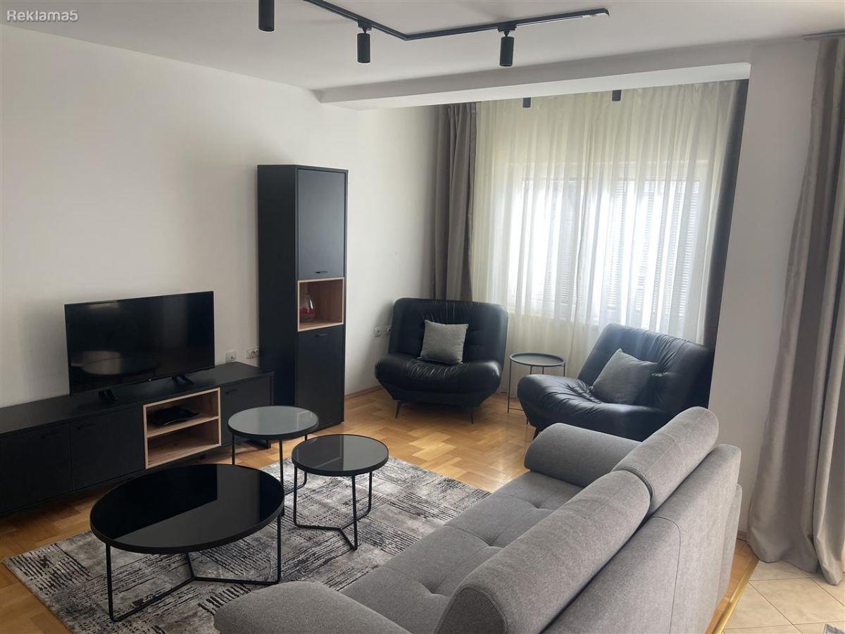 SE IZDAVA CETVOROSOBEN NOV STAN VO CRNICE