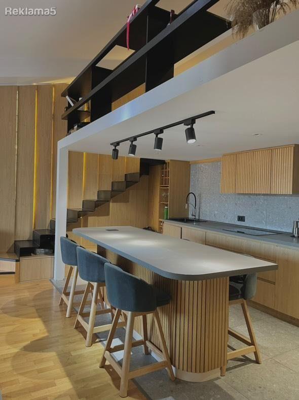 Three-room apartment for rent in Centar