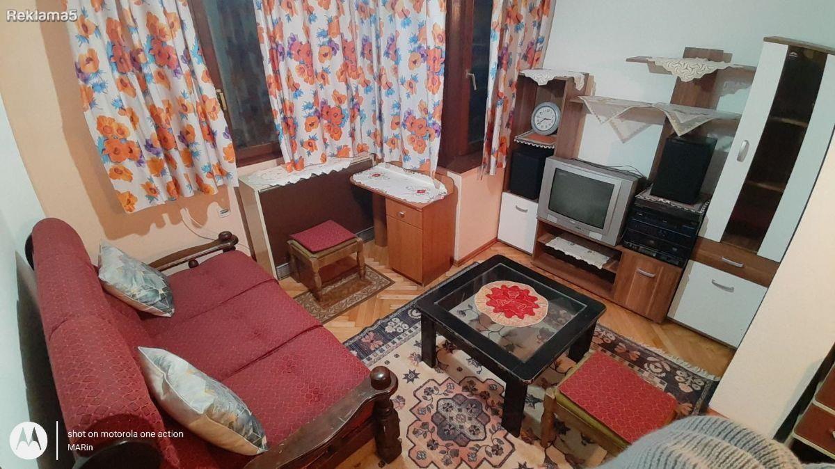 1 / 7 Namesten stan centar kaj katolicka crkva 075561562